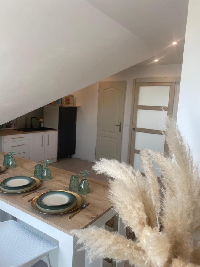 Logement Convivial, Charmant Et Spacieux Saint-Marcel  Екстериор снимка