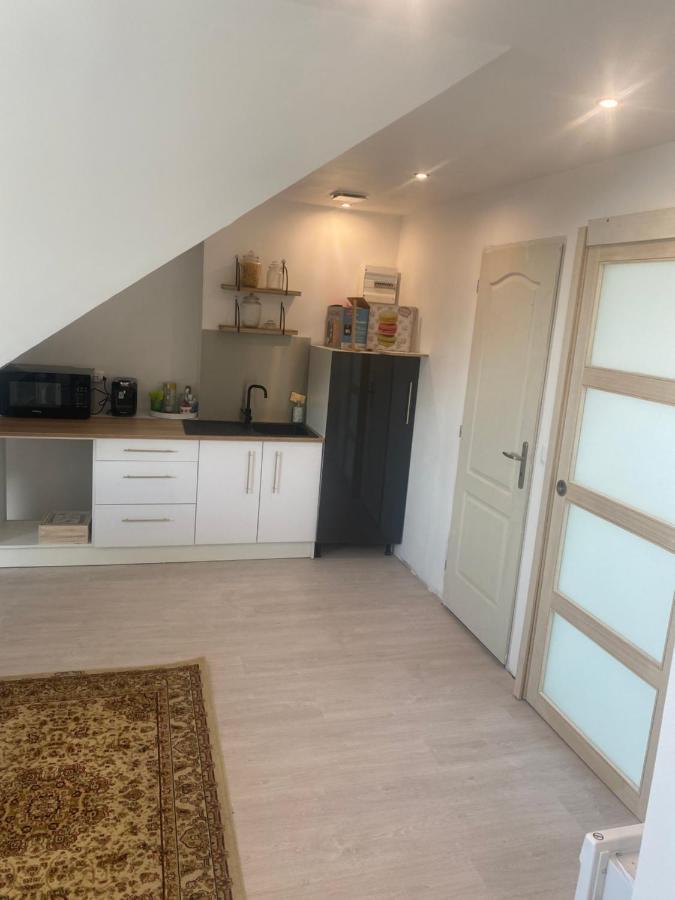 Logement Convivial, Charmant Et Spacieux Saint-Marcel  Екстериор снимка