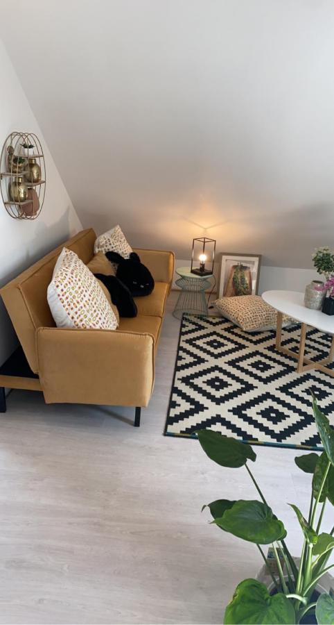 Logement Convivial, Charmant Et Spacieux Saint-Marcel  Екстериор снимка